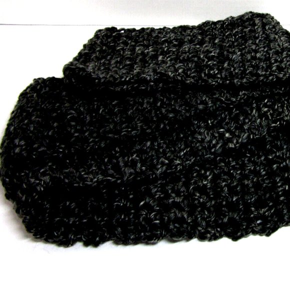 Black Scarf 88"x5" Long Goth Chunky Handmade Crochet Hand Knit Unisex Retro NWT - Picture 2 of 10